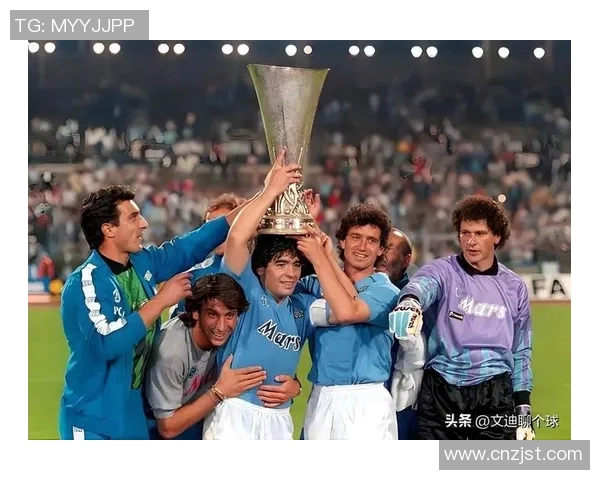 足球名将的传奇人生与赛场背后的奋斗历程揭秘 足球名将的传奇人生与赛场背后的奋斗历程揭秘