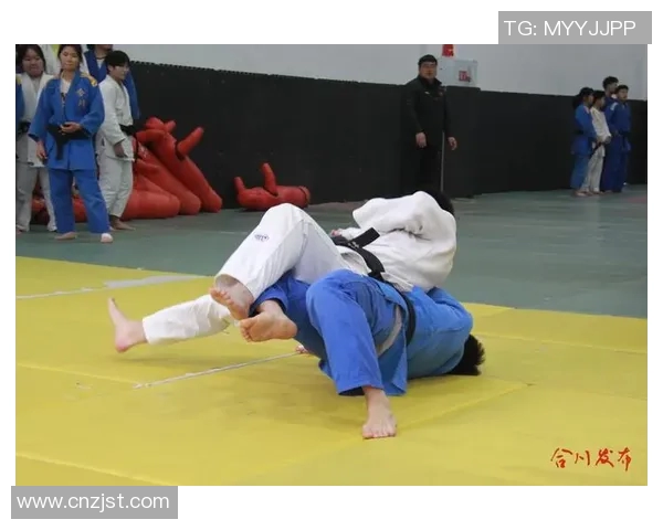 柔道技巧与精神的结合探索：从基本摔技到运动员心理素质培养的全面分析